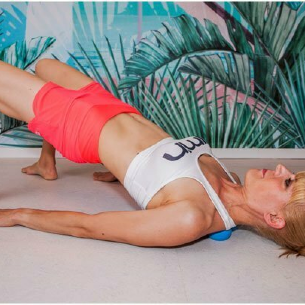 Masaža z samo-masažnimi žogicami